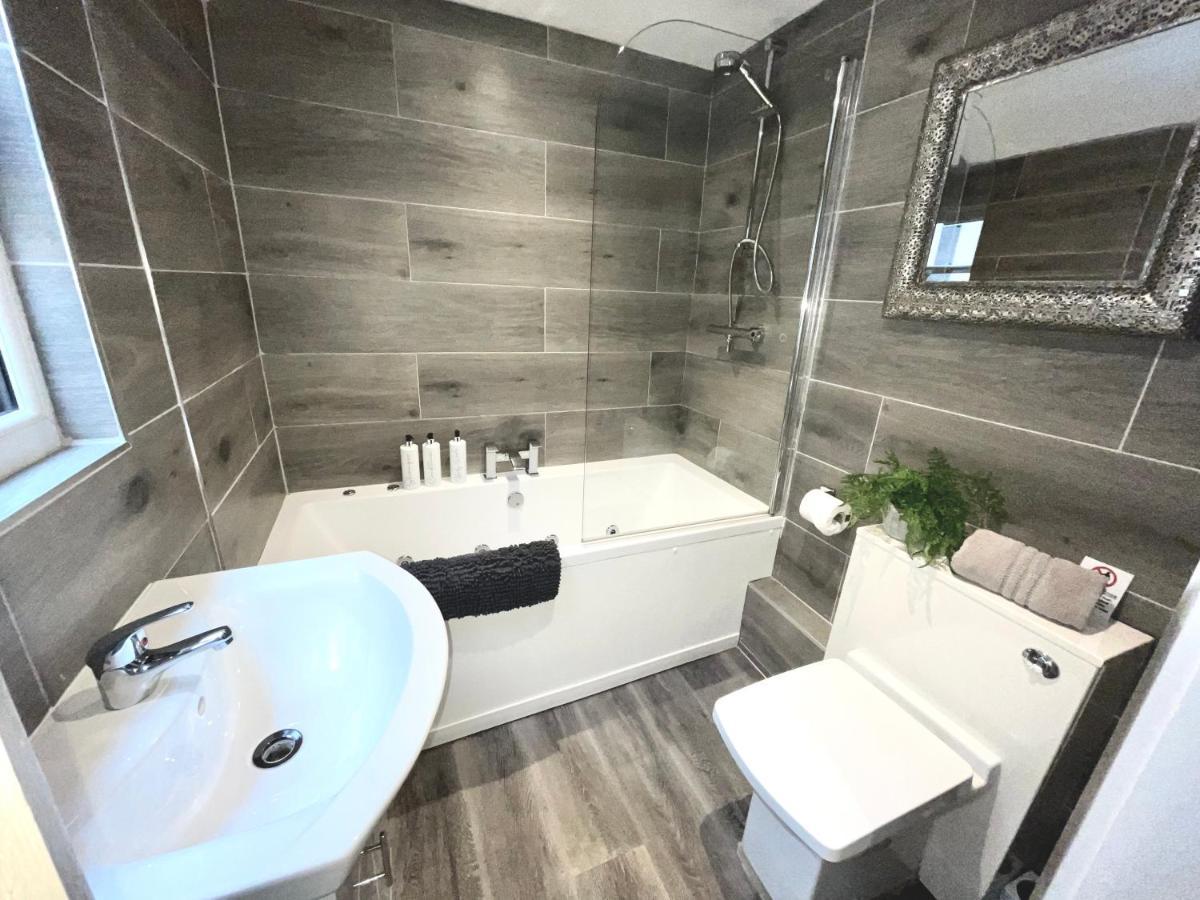 Albert Luxury Hottub & Jacuzzi Apartments Blackpool Exteriér fotografie