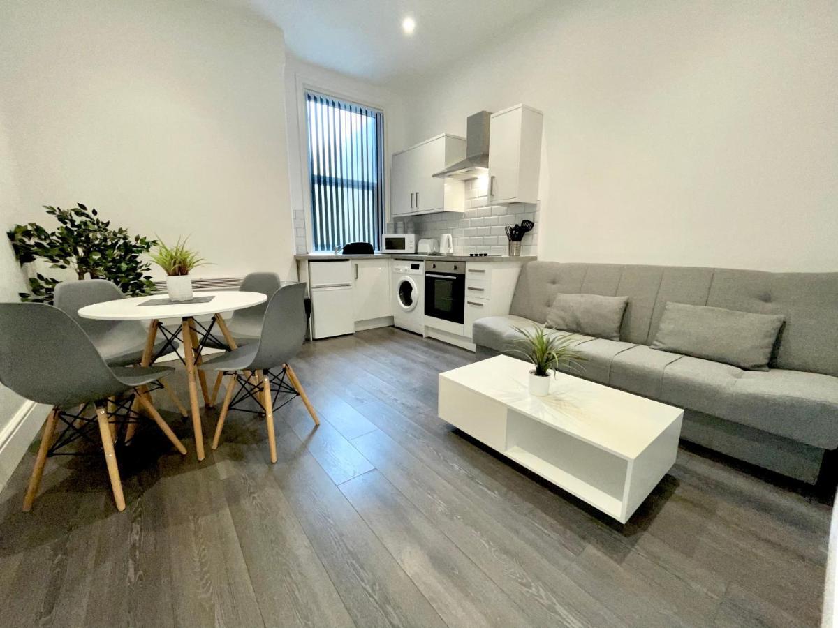 Albert Luxury Hottub & Jacuzzi Apartments Blackpool Exteriér fotografie