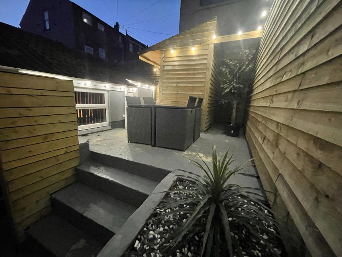 Albert Luxury Hottub & Jacuzzi Apartments Blackpool Exteriér fotografie